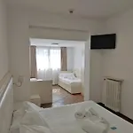 Rio מלון 3*